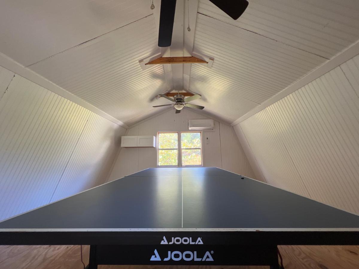 5Br 4B Huge Space With 2 Level Game Barn Гринвилл Экстерьер фото