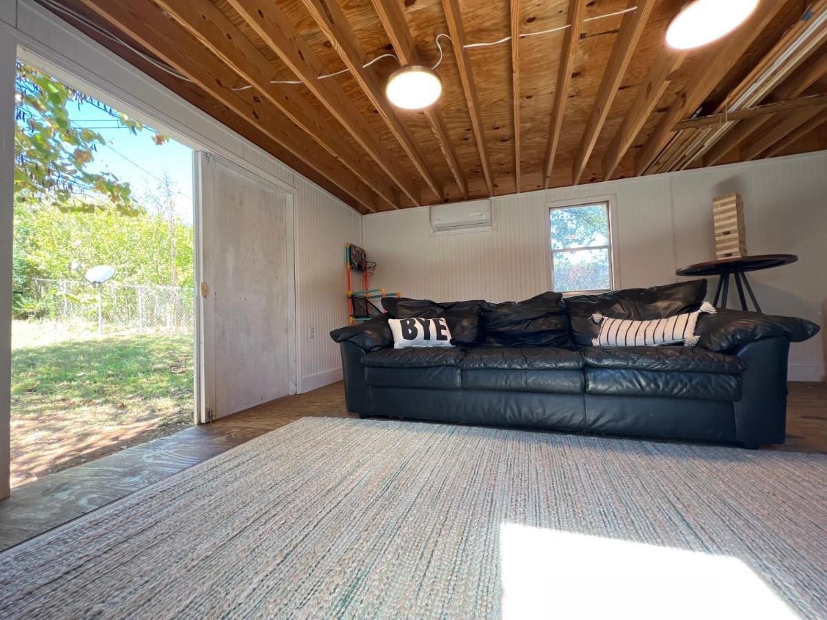 5Br 4B Huge Space With 2 Level Game Barn Гринвилл Экстерьер фото